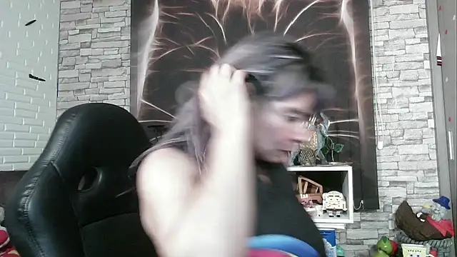 Snapshot of charlotedoll chatting on September 12, 2025, 4:12 am charlotedoll online show from September 12, 2025, 4:12 am