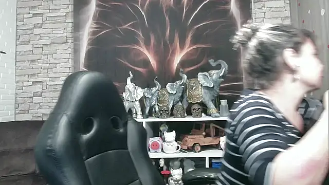 Snapshot of charlotedoll chatting on February 26, 2025, 2:30 am charlotedoll online show from February 26, 2025, 2:30 am