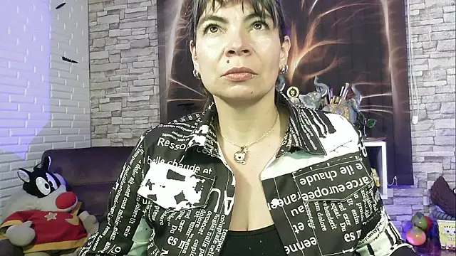 Snapshot of charlotedoll chatting on September 11, 2025, 3:50 am charlotedoll online show from September 11, 2025, 3:50 am