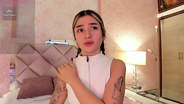 Arianavillada online show from November 20, 2025, 3:18 am