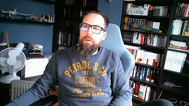 MeSteff online show from December 22, 2024, 10:06 am