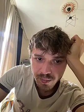 Snapshot of oguuxum chatting on March 23, 2026, 9:42 am oguuxum online show from March 23, 2026, 9:42 am