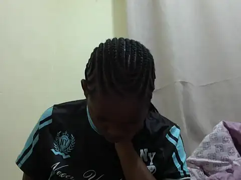 Snapshot of queen-sasha chatting on May 3, 2026, 2:53 pm queen-sasha online show from May 3, 2026, 2:53 pm