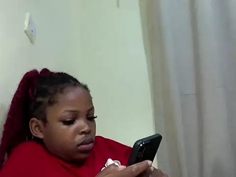 Snapshot of queen-sasha chatting on April 19, 2026, 6:36 am queen-sasha online show from April 19, 2026, 6:36 am