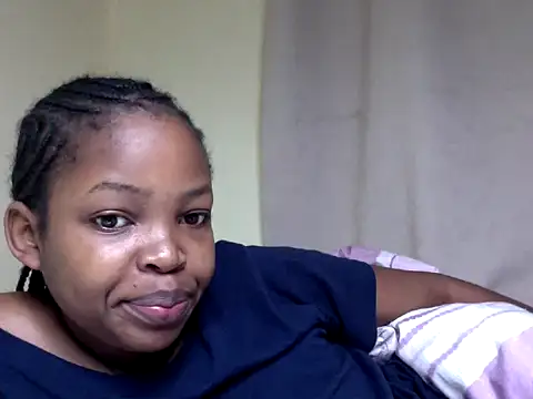 Snapshot of queen-sasha chatting on May 21, 2026, 9:17 am queen-sasha online show from May 21, 2026, 9:17 am