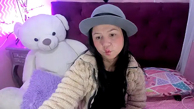 Snapshot of candysmitxxx chatting on October 13, 2025, 3:19 am candysmitxxx online show from October 13, 2025, 3:19 am