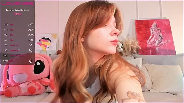 Frau Lina online show from October 28, 2025, 9:52 am