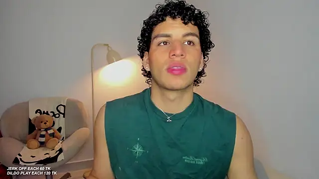 Curlblue online show from October 29, 2025, 11:42 am