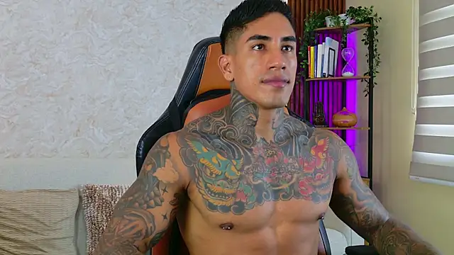 AdanReilly online show from September 20, 2025, 2:22 pm