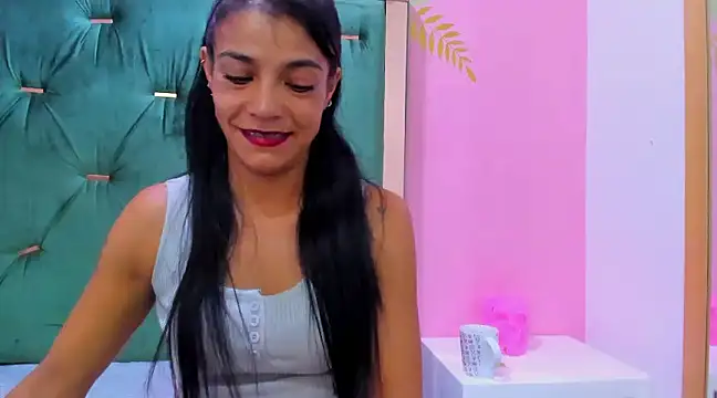 Snapshot of Hellen__4master chatting on February 1, 2025, 3:18 pm Hellen 4master online show from February 1, 2025, 3:18 pm