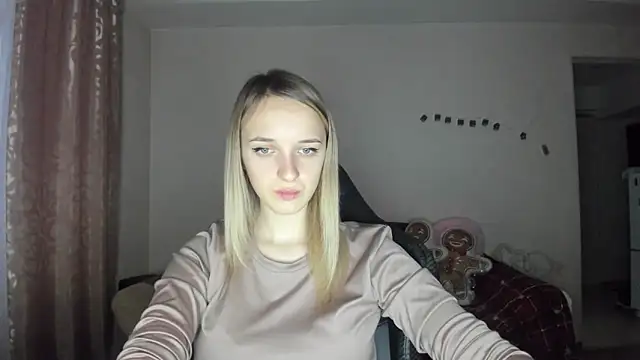 Snapshot of RouseReed chatting on December 5, 2025, 1:10 pm RouseReed online show from December 5, 2025, 1:10 pm