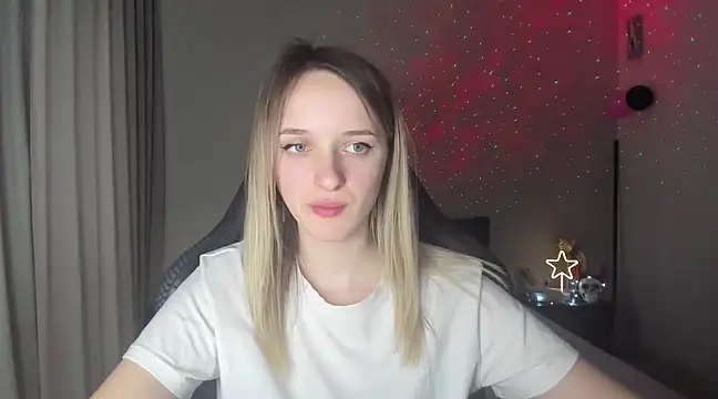 Snapshot of RouseReed chatting on March 15, 2025, 10:57 am RouseReed online show from March 15, 2025, 10:57 am