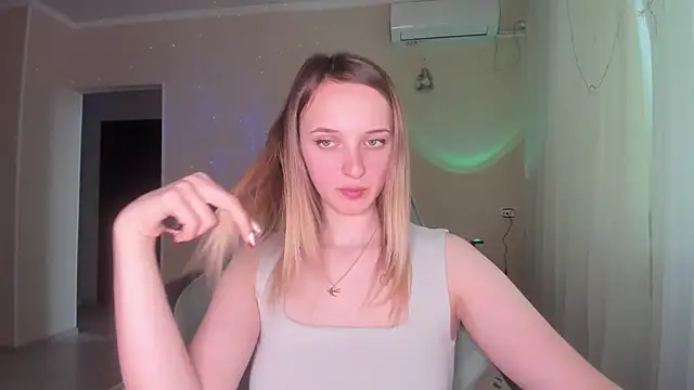 Snapshot of RouseReed chatting on March 24, 2026, 12:49 pm RouseReed online show from March 24, 2026, 12:49 pm