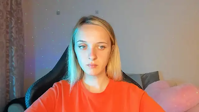 Snapshot of RouseReed chatting on September 13, 2025, 12:27 pm RouseReed online show from September 13, 2025, 12:27 pm