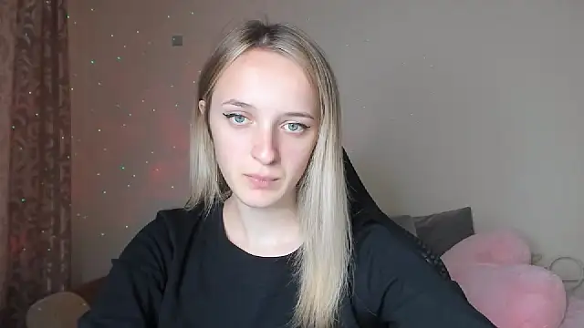 Snapshot of RouseReed chatting on September 19, 2025, 11:36 am RouseReed online show from September 19, 2025, 11:36 am