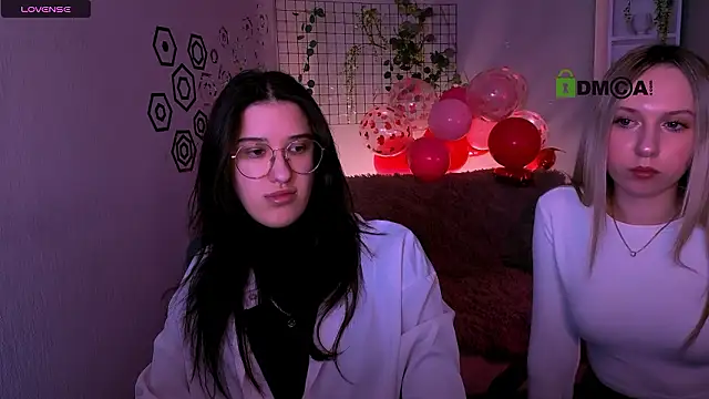 Snapshot of scarlet_mooore chatting on February 20, 2026, 11:06 pm scarlet mooore online show from February 20, 2026, 11:06 pm