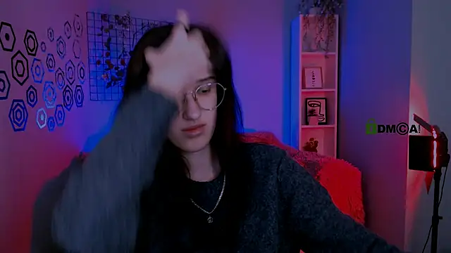 Snapshot of scarlet_mooore chatting on December 3, 2025, 10:31 pm scarlet mooore online show from December 3, 2025, 10:31 pm