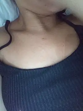 Snapshot of By_Aninha chatting on February 28, 2026, 9:42 am By Aninha online show from February 28, 2026, 9:42 am