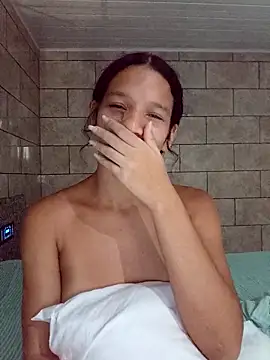 Snapshot of By_Aninha chatting on February 15, 2026, 3:55 pm By Aninha online show from February 15, 2026, 3:55 pm