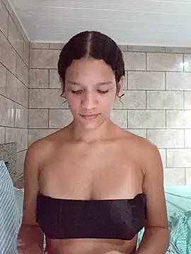 Snapshot of By_Aninha chatting on March 28, 2026, 4:41 pm By Aninha online show from March 28, 2026, 4:41 pm