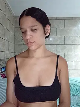 Snapshot of By_Aninha chatting on March 23, 2026, 8:47 am By Aninha online show from March 23, 2026, 8:47 am