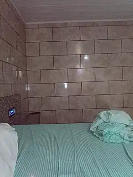 Snapshot of By_Aninha chatting on February 12, 2026, 5:45 pm By Aninha online show from February 12, 2026, 5:45 pm