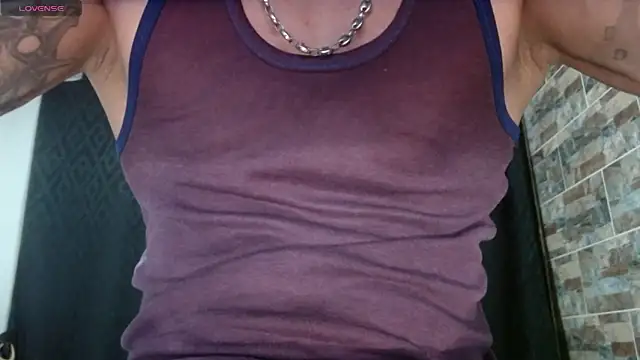 babyrecord1 online show from September 21, 2025, 11:21 pm