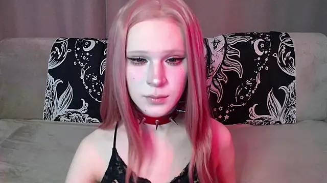 Snapshot of Sexpired_Princess chatting on July 14, 2026, 4:13 pm Sexpired Princess online show from July 14, 2026, 4:13 pm