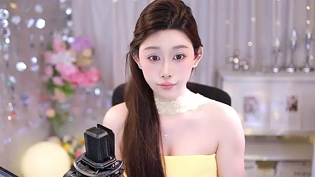 Snapshot of SleepArtist chatting on September 29, 2025, 8:10 am SleepArtist online show from September 29, 2025, 8:10 am