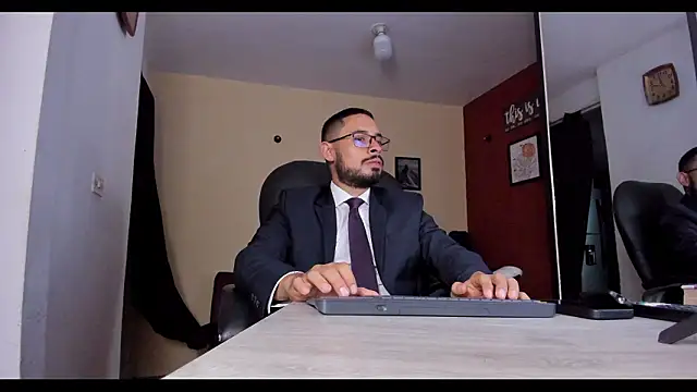 Snapshot of thesexlawyer1 chatting on March 5, 2026, 2:41 am thesexlawyer1 online show from March 5, 2026, 2:41 am
