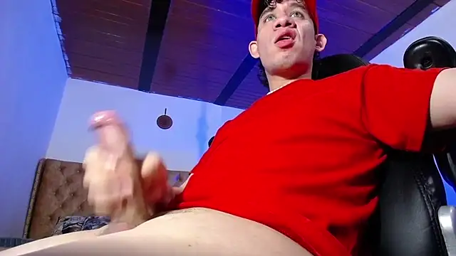 cute eidenx online show from February 19, 2026, 3:36 am