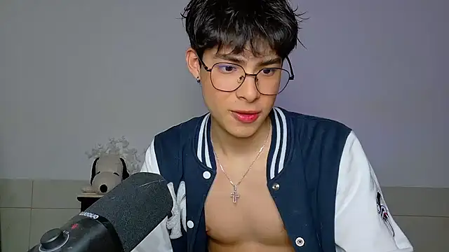 Snapshot of Jacotnk chatting on May 21, 2026, 4:32 am Jacotnk online show from May 21, 2026, 4:32 am