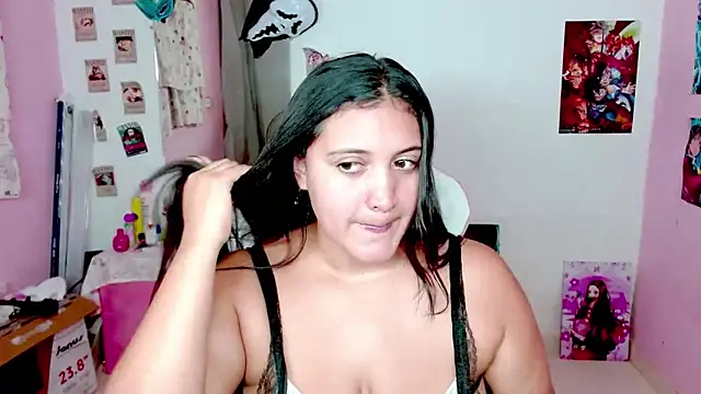 Snapshot of melody-tarly chatting on February 3, 2026, 12:43 am melody-tarly online show from February 3, 2026, 12:43 am