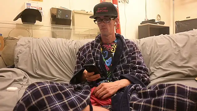 joeiandola online show from April 8, 2026, 6:31 pm