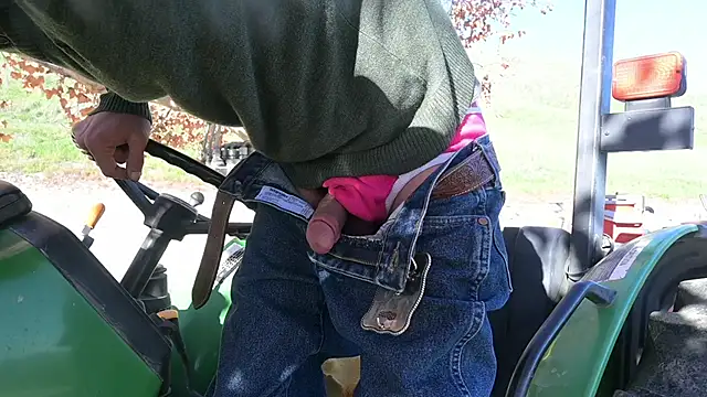 Snapshot of joeiandola chatting on December 20, 2025, 9:28 pm joeiandola online show from December 20, 2025, 9:28 pm