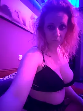 Snapshot of Wendyx666_Pika chatting on September 28, 2025, 9:33 pm Wendyx666 Pika online show from September 28, 2025, 9:33 pm