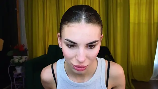 EmmyGreans online show from April 4, 2026, 5:36 am