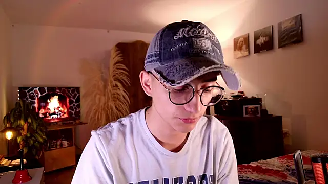 Mr evan1 online show from November 4, 2025, 2:43 pm