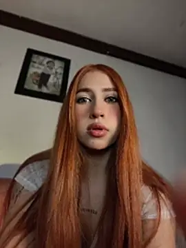Snapshot of Emasanders chatting on April 27, 2026, 1:36 am Emasanders online show from April 27, 2026, 1:36 am