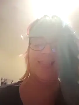 Snapshot of Escarlate4you_ chatting on March 21, 2026, 2:24 am Escarlate4you online show from March 21, 2026, 2:24 am