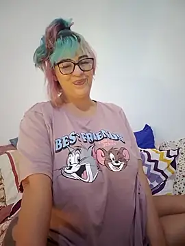 Snapshot of Escarlate4you_ chatting on March 8, 2026, 9:45 am Escarlate4you online show from March 8, 2026, 9:45 am