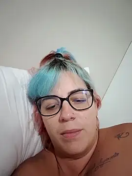 Snapshot of Escarlate4you_ chatting on March 22, 2026, 11:06 pm Escarlate4you online show from March 22, 2026, 11:06 pm