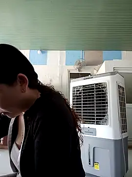 Ana love2000 online show from October 7, 2025, 2:23 am