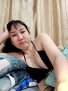 Ana love2000 online show from September 9, 2025, 1:42 pm