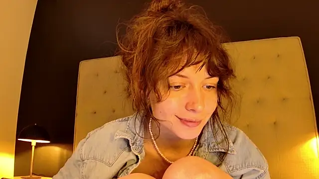 Snapshot of sun_place chatting on March 24, 2026, 10:04 am sun place online show from March 24, 2026, 10:04 am