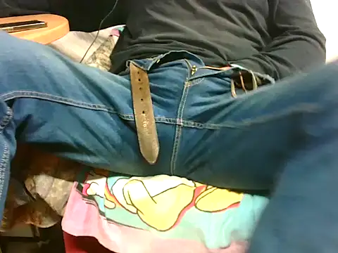 Giulio35 Pika online show from October 29, 2025, 3:44 pm