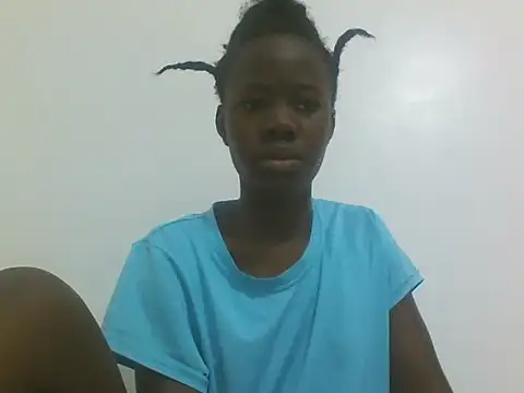hey its andreana online show from June 3, 2026, 5:28 pm