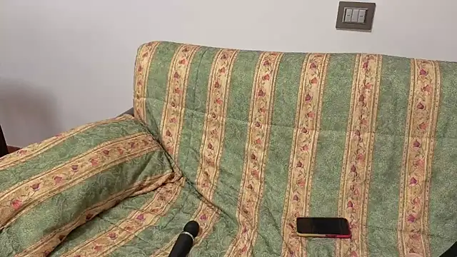 sexy blondie92 online show from April 13, 2026, 9:41 pm