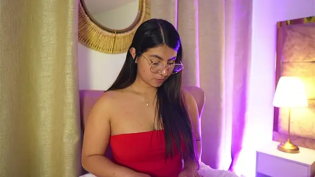 Snapshot of ShelleyMorell chatting on May 27, 2026, 2:02 pm ShelleyMorell online show from May 27, 2026, 2:02 pm