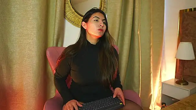 Snapshot of ShelleyMorell chatting on June 10, 2026, 12:39 pm ShelleyMorell online show from June 10, 2026, 12:39 pm
